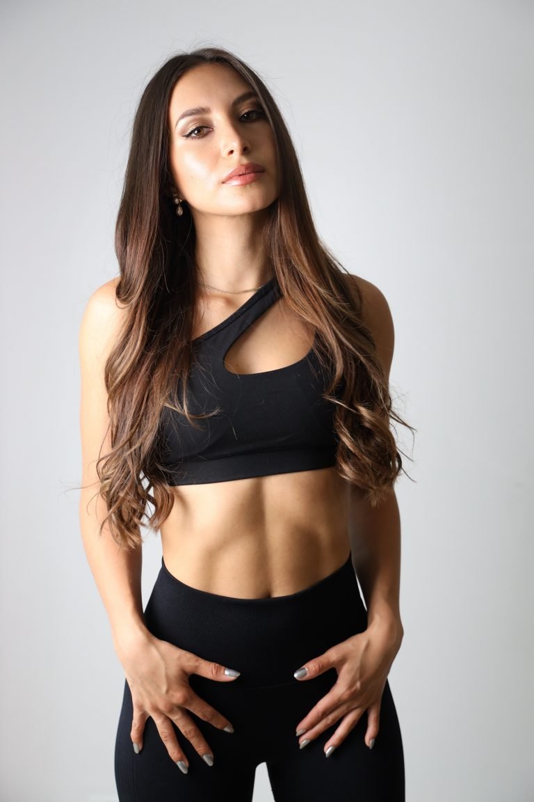 Daniela Suarez Health & Fitness Coach Evolvo